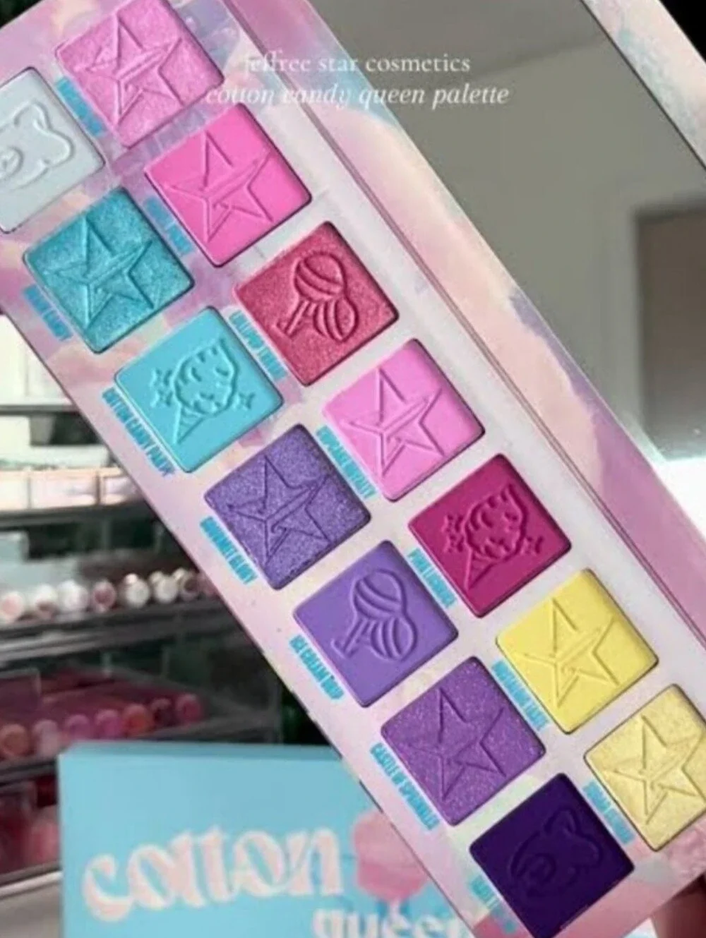 Cotton Candy Queen Eyeshadow Palette